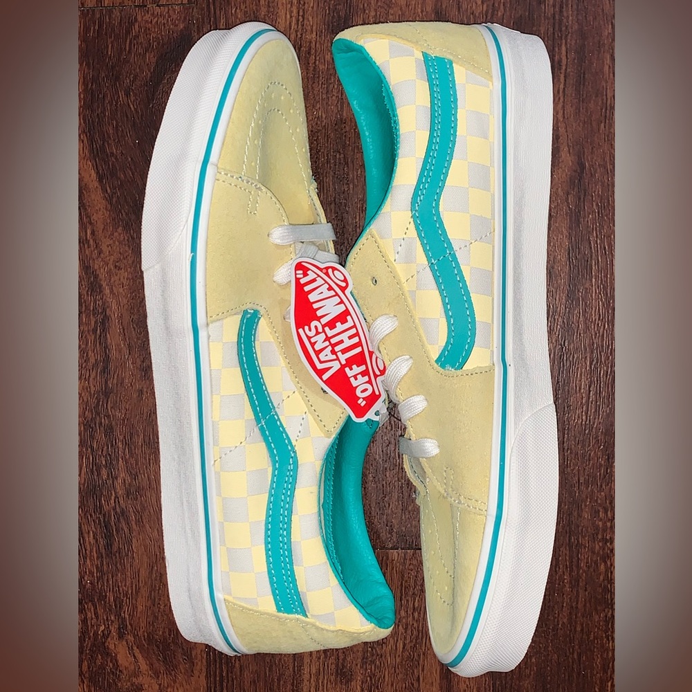 Vans size 10 yellow shoes